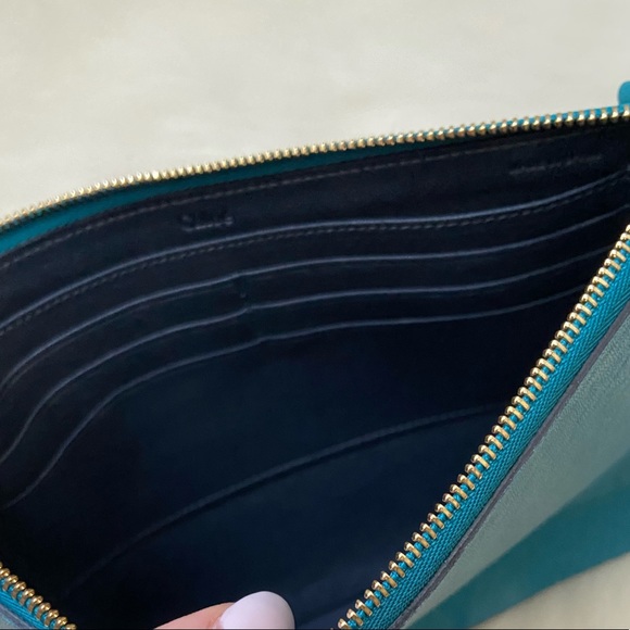 Chloé Clutch with Card Slots - Picture 8 of 16